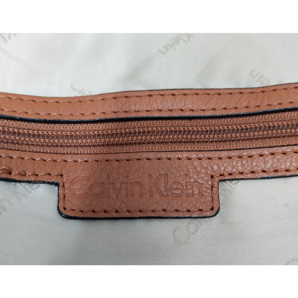 Calvin Klein Brown Tan Leather Zipper Closure Crossbody Shoulder Bag - Picture 12 of 16